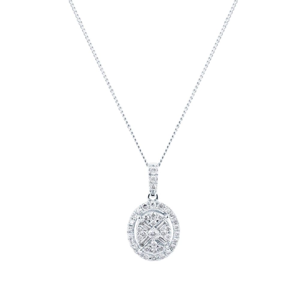 9ct White Gold 0.25ct Diamond Oval Cluster Pendant
